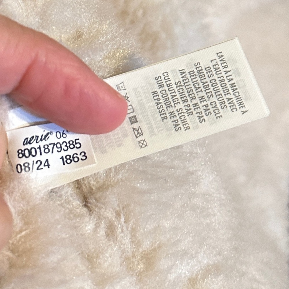 Offline by Aerie Faux Leather Sherpa Vest Jacket, Brown & Cream, Sz XS, NWT - Picture 10 of 11
